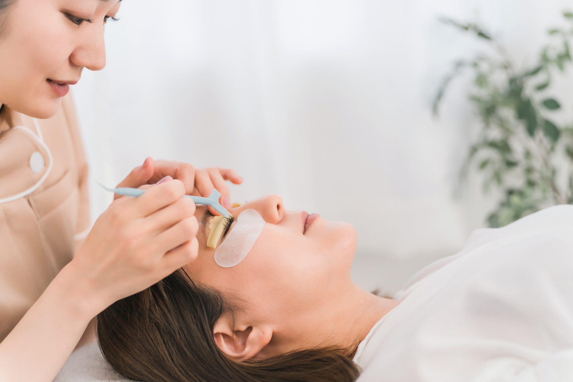 Eyelash perm